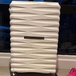 Samsonite voltage deluxe large white checked bag luggage